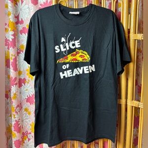 Authentic Mystic Pizza 'A Slice of Heaven'  T-Shirt SZ L